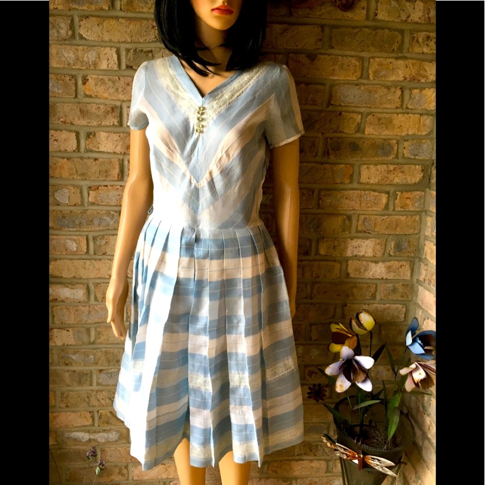 VINTAGE ROBIN BLUE/WHITE COTTON 50’s DAY DRESS